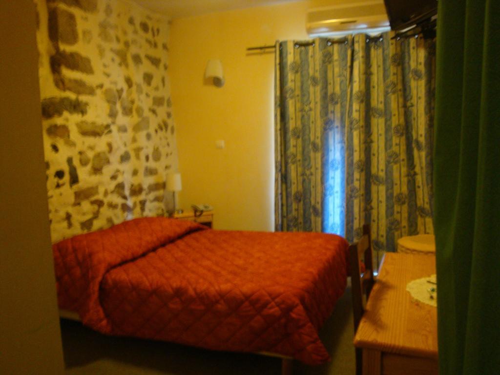 Le Bilboquet Hotel Le Puy-en-Velay Cameră foto